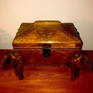 Custom Hand-made Decorative Jewelry, Keepsake, Or Cigar Box. Stunning Piece!